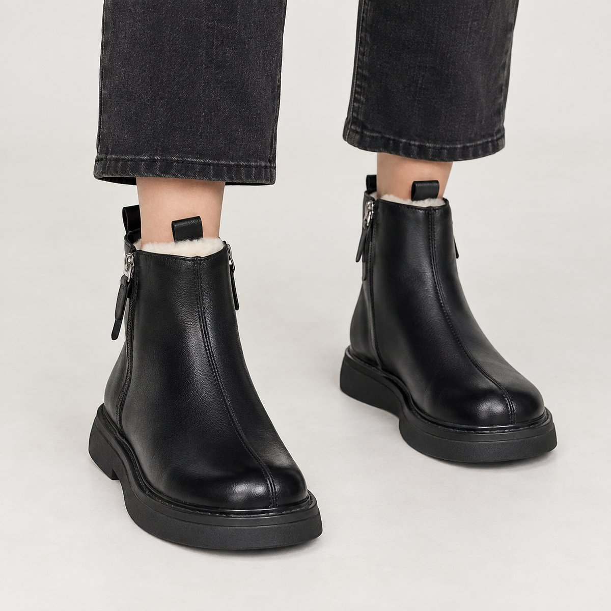 Alva Fleece Lined Boots - Black