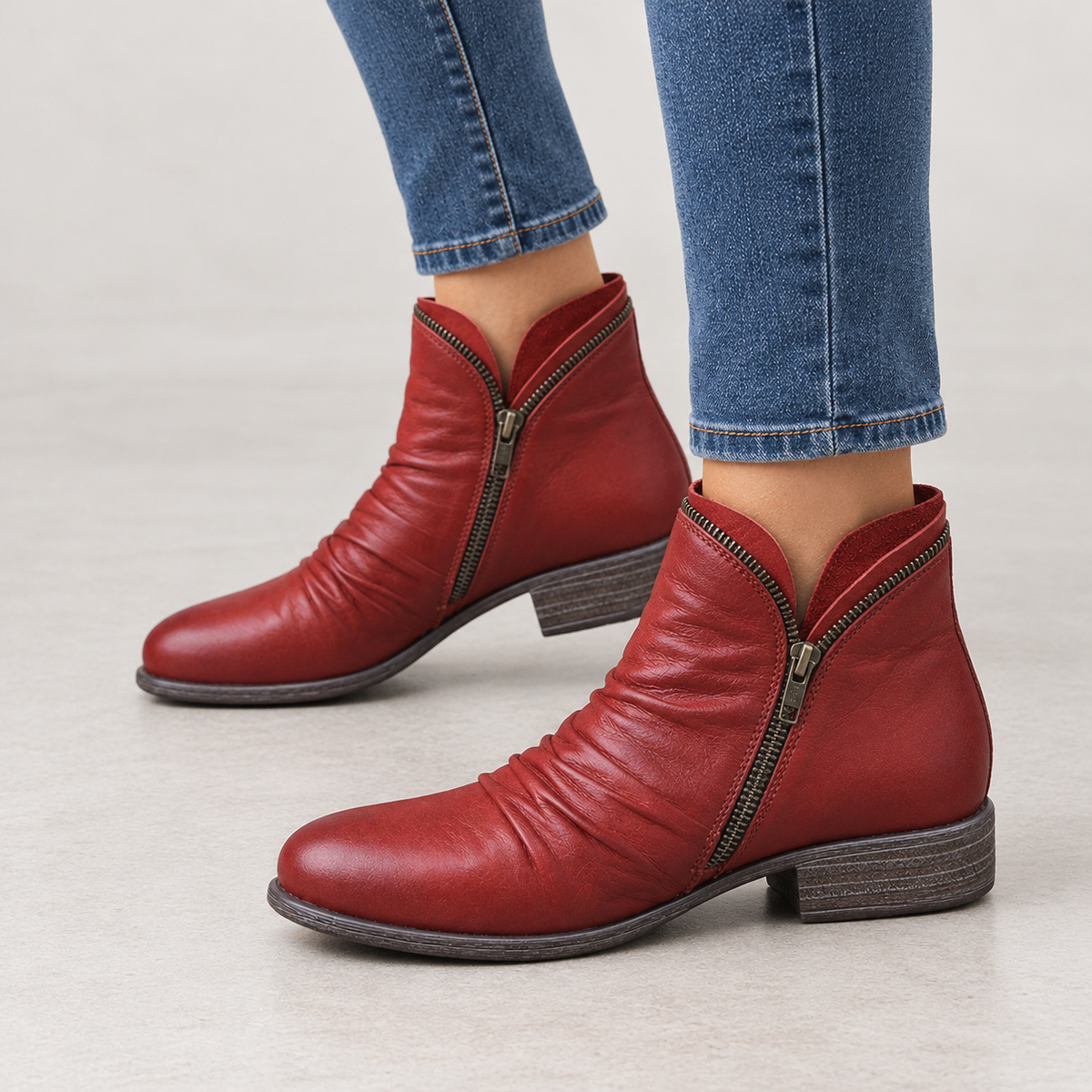 Aglae Side Zip Boots - Red