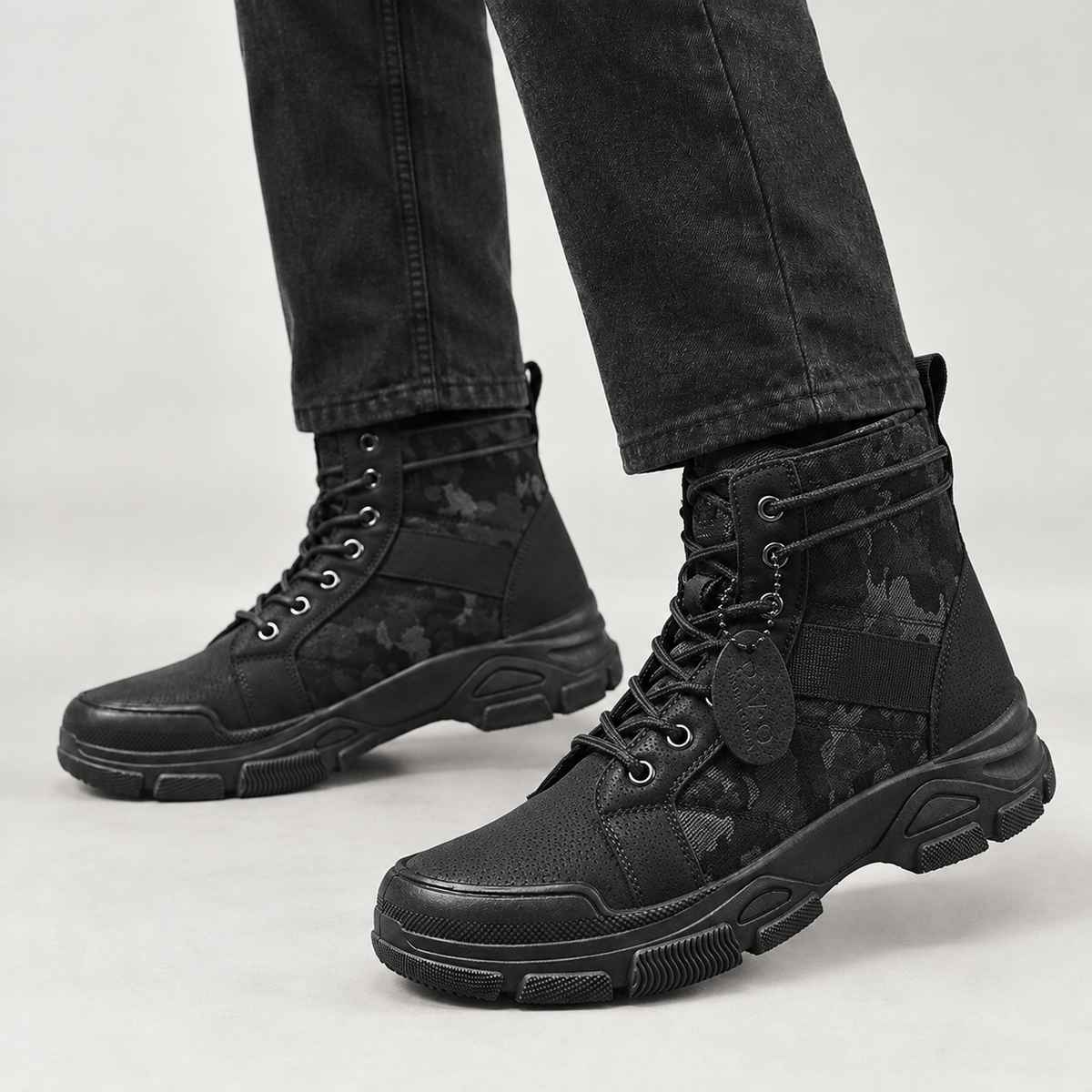 Arnulf Camouflage Boots - Black