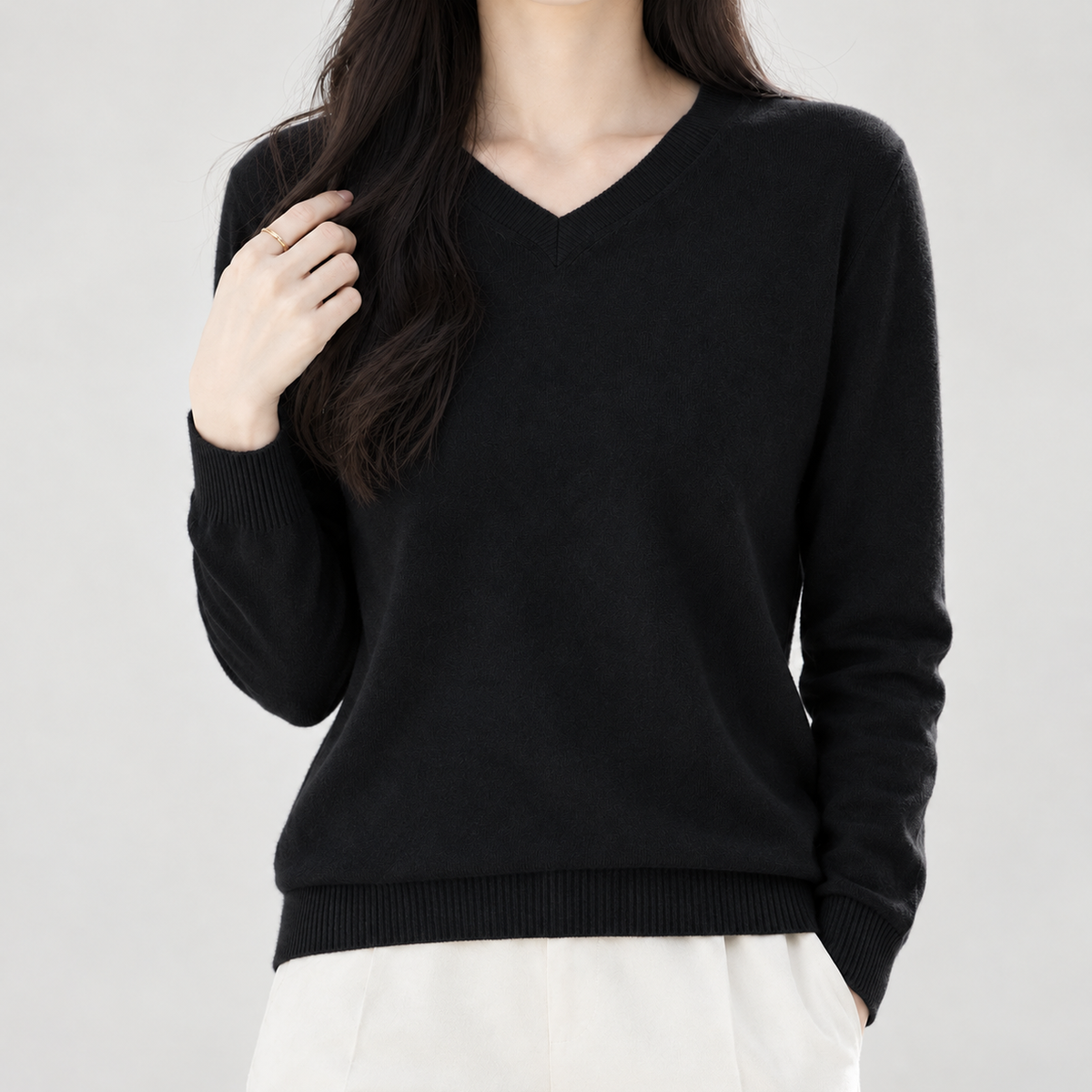 Solweig V Neck Sweater - Black