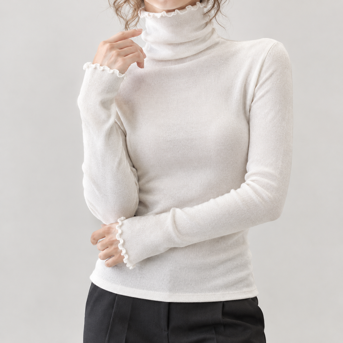 Aurora Lettuce Edge Turtleneck - White