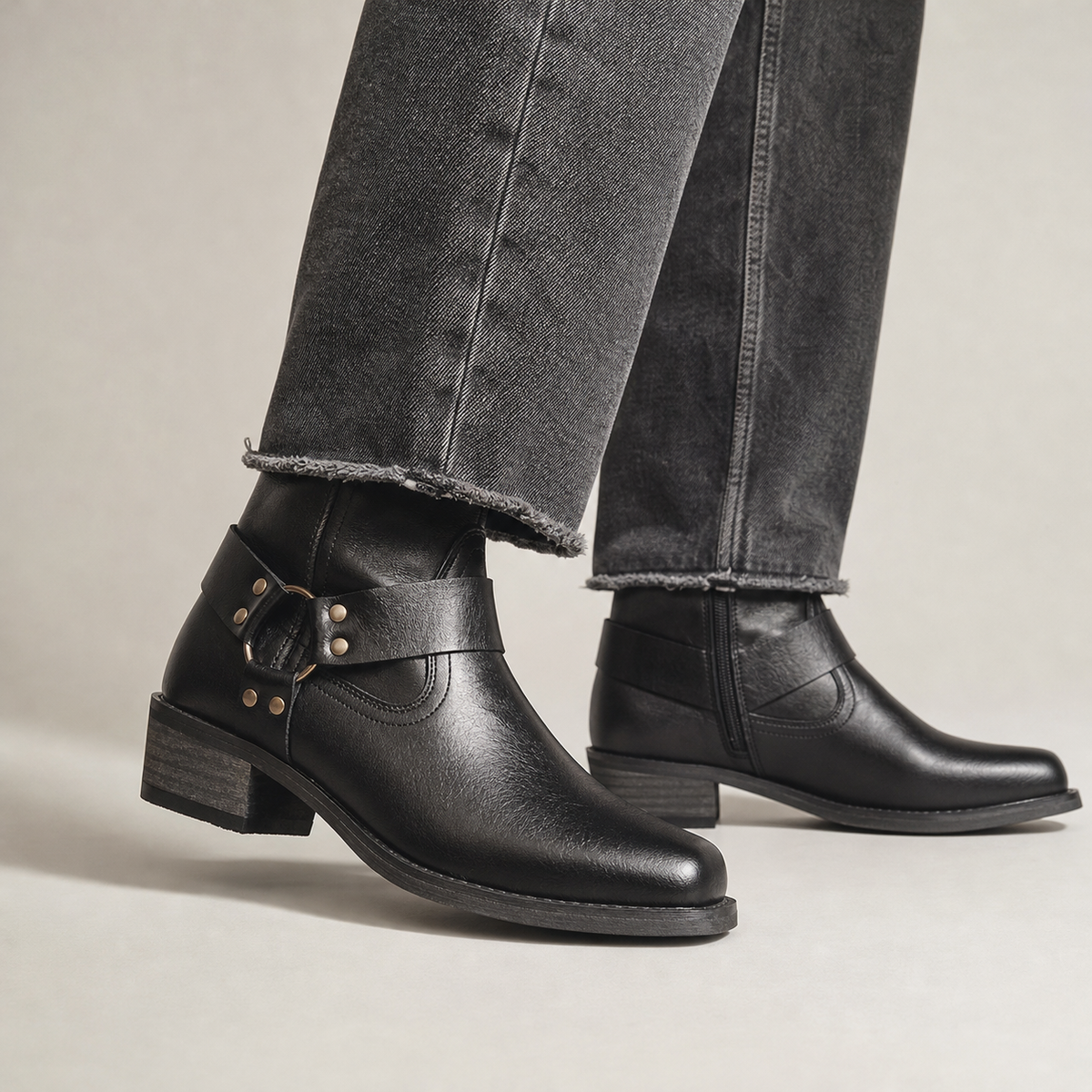 Valente Harness Boots - Black