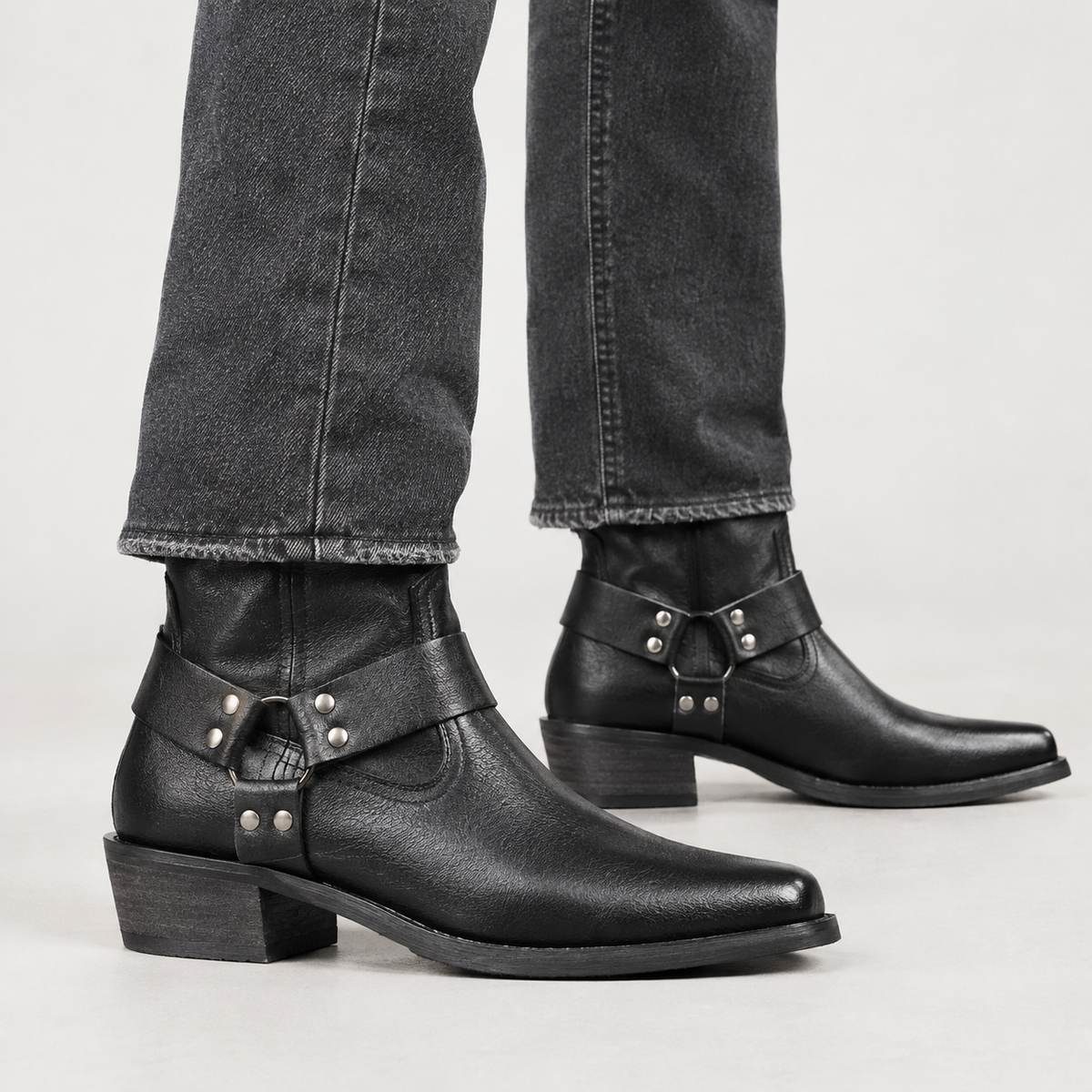 Valente Harness Boots - Black