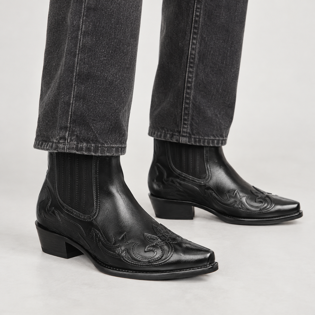 Axel Western Ankle Boots - Black