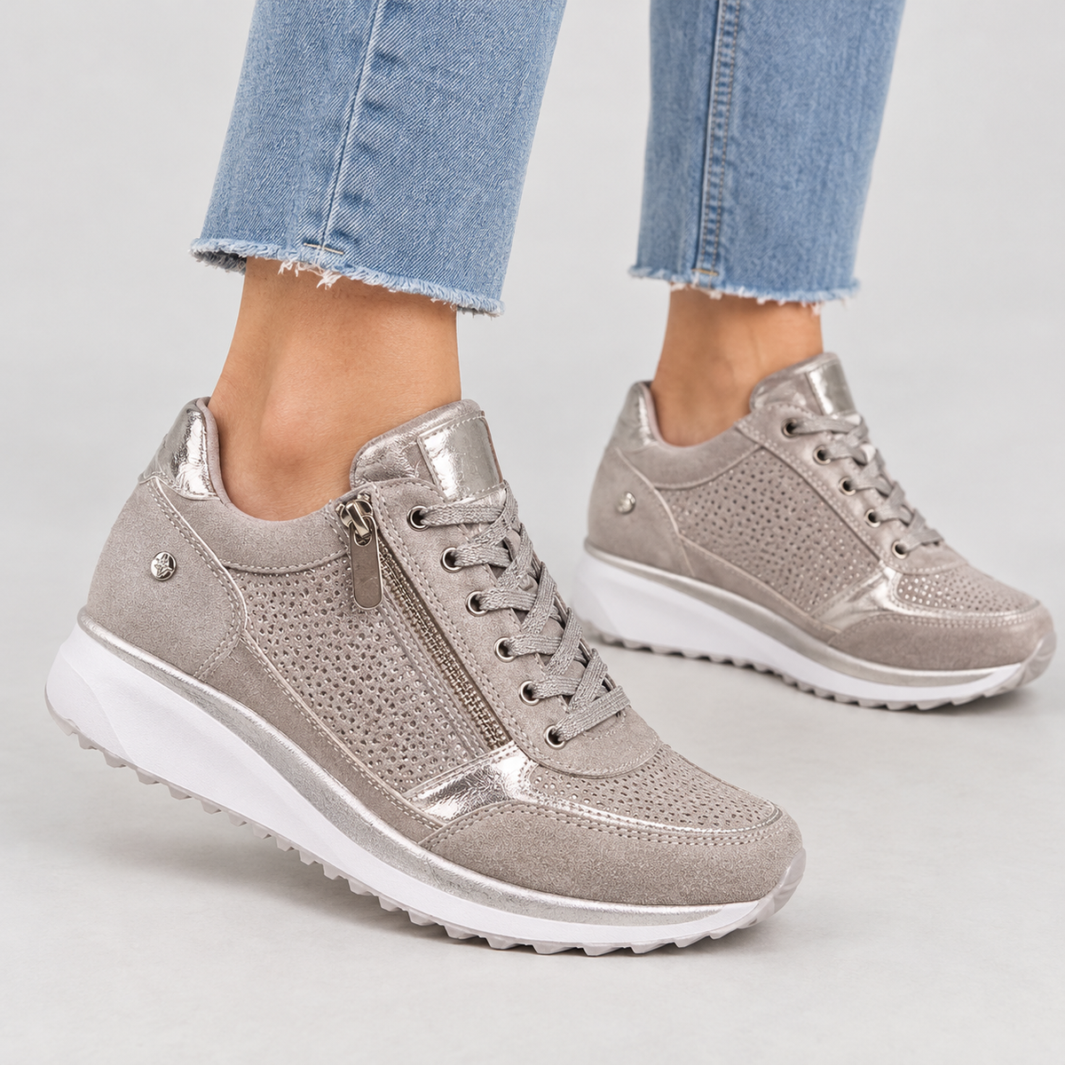 Gunnhild Zip Wedge Sneakers - Off White