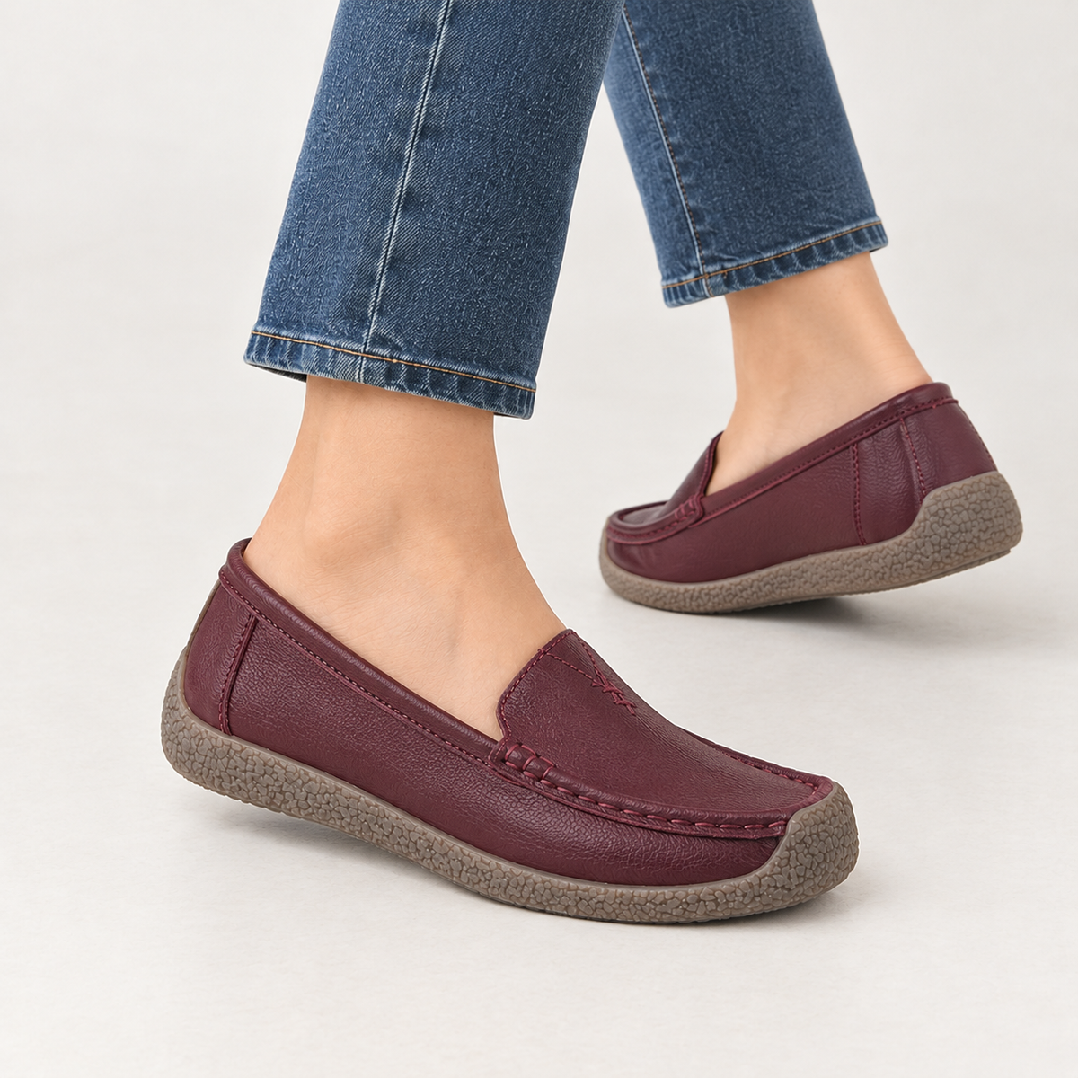 Giuseppa Round Toe Loafers - Wine Red