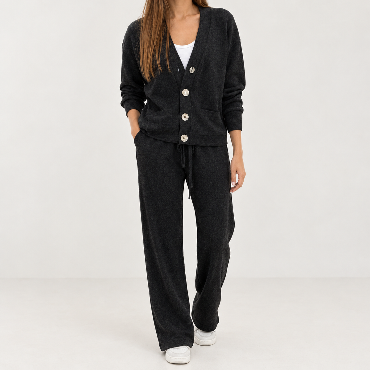 Aina Cashmere Lounge Set - Black